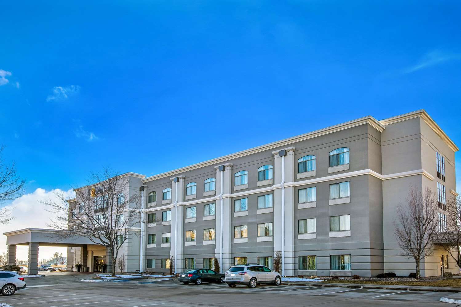 La Quinta Inn & Suites by Wyndham Kearney 41/45