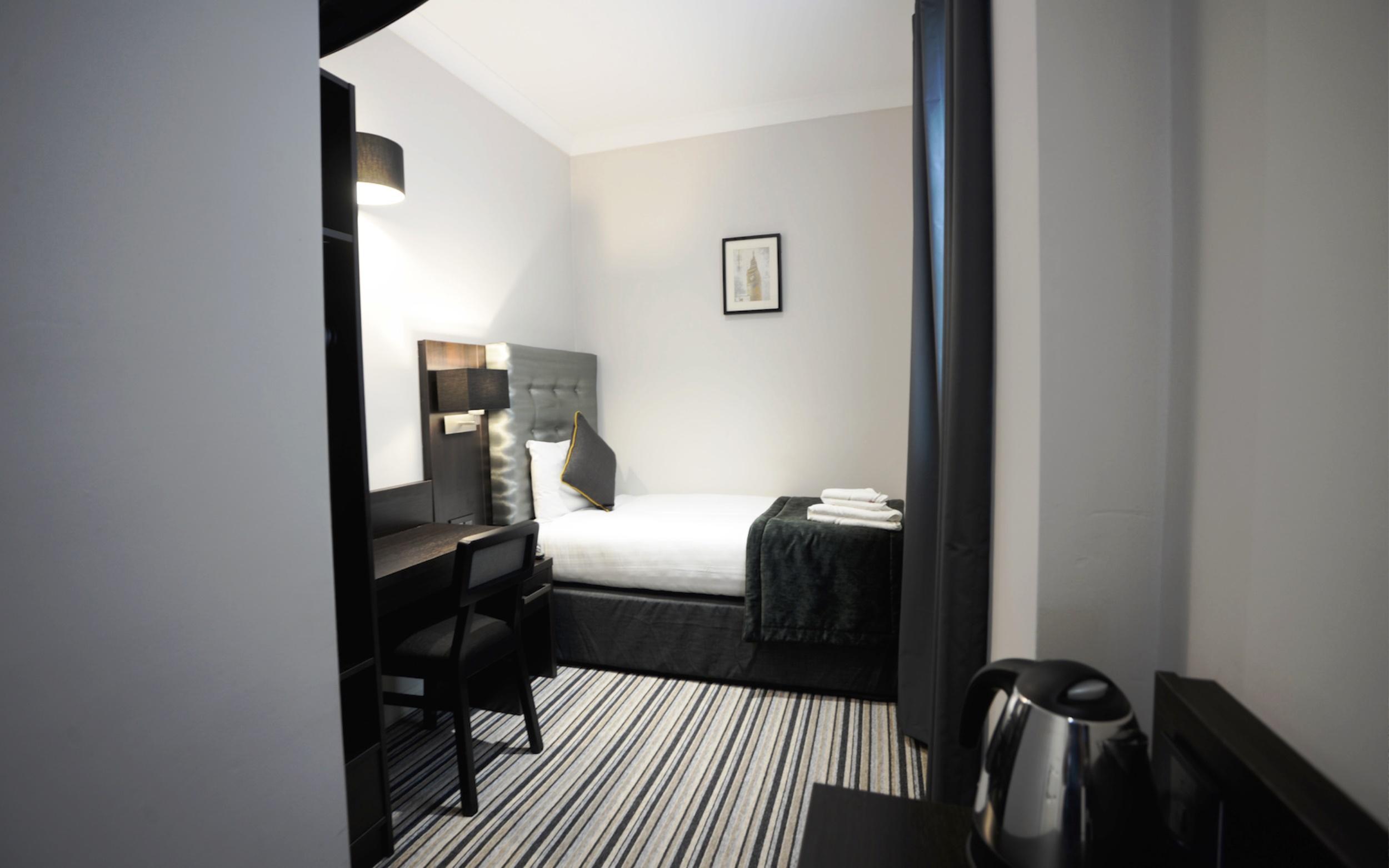 Room, Single, The 29 London 4/5