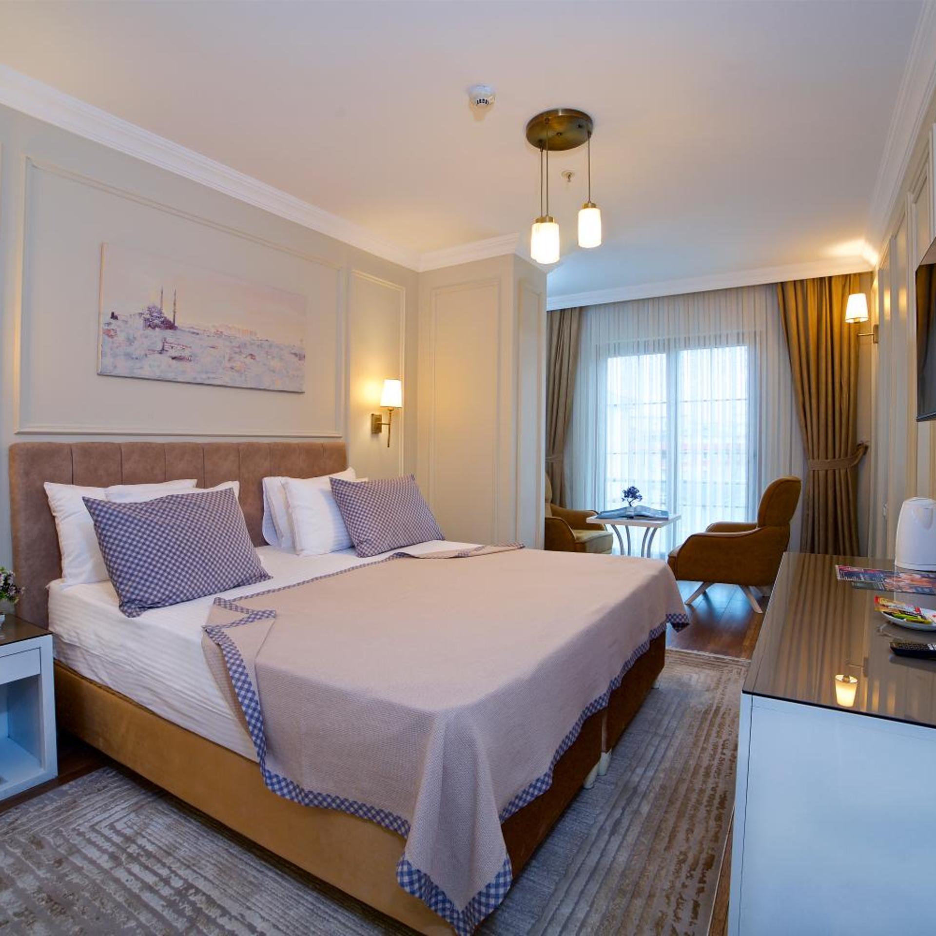 Standard, Double or Twin Bed