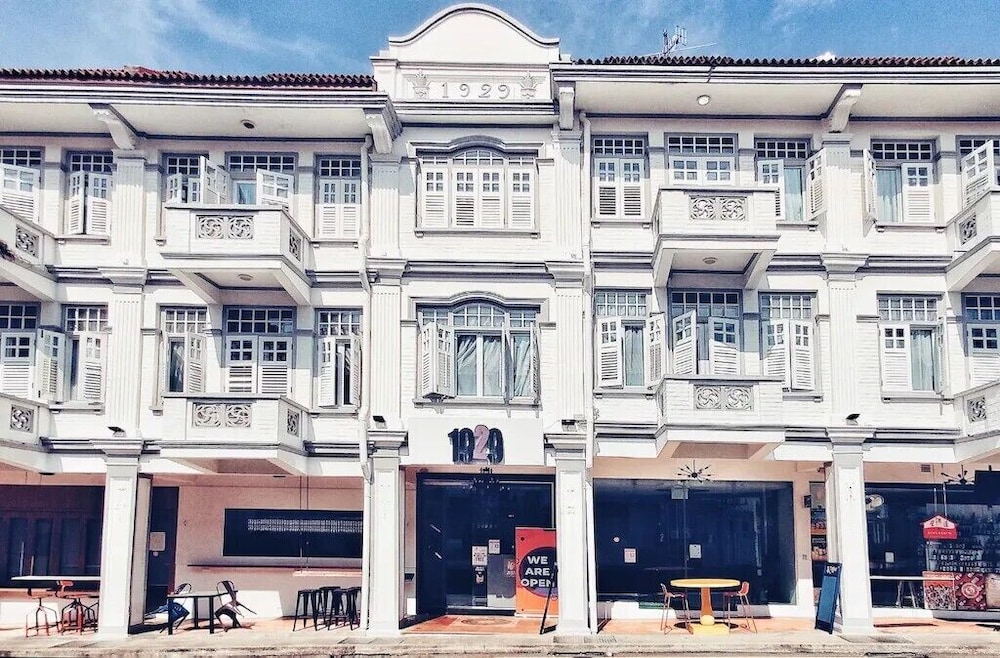 Hotel 1929 10/76