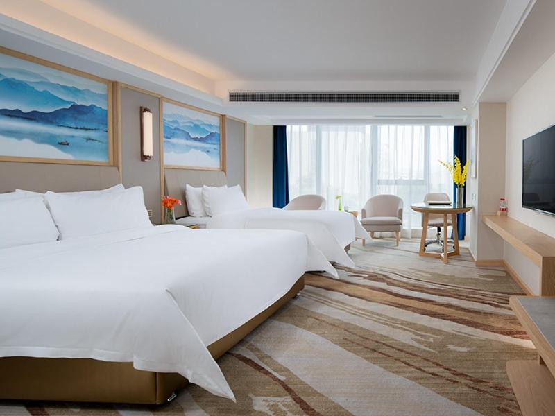 Vienna International Hotel (South Gate of Shenzhen International Convention and Exhibition Center) 18/39