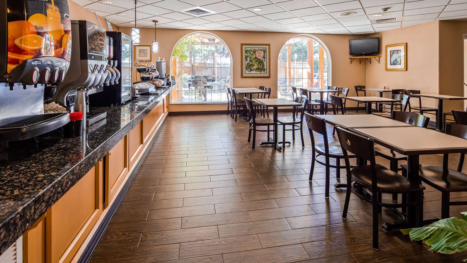 Best Western Plus Caldwell Inn & Suites 35/46