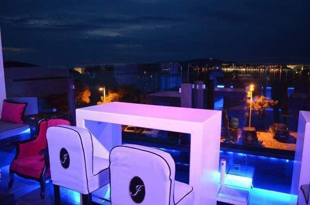 Camlik 87 Hotel Ayvalik 9/63