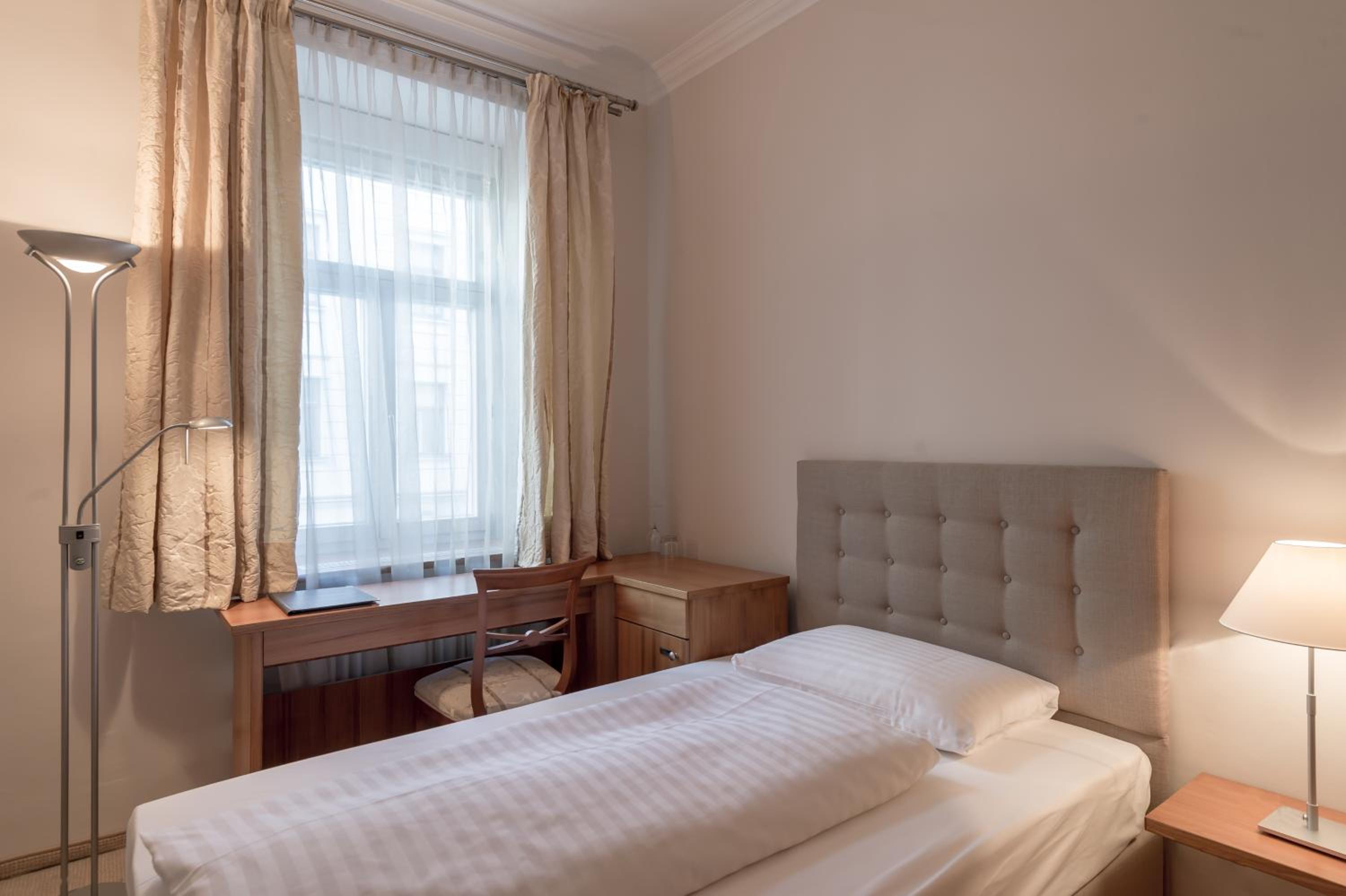 غرفة مفردة صغيرة، Altstadthotel Wolf Dietrich 3/5
