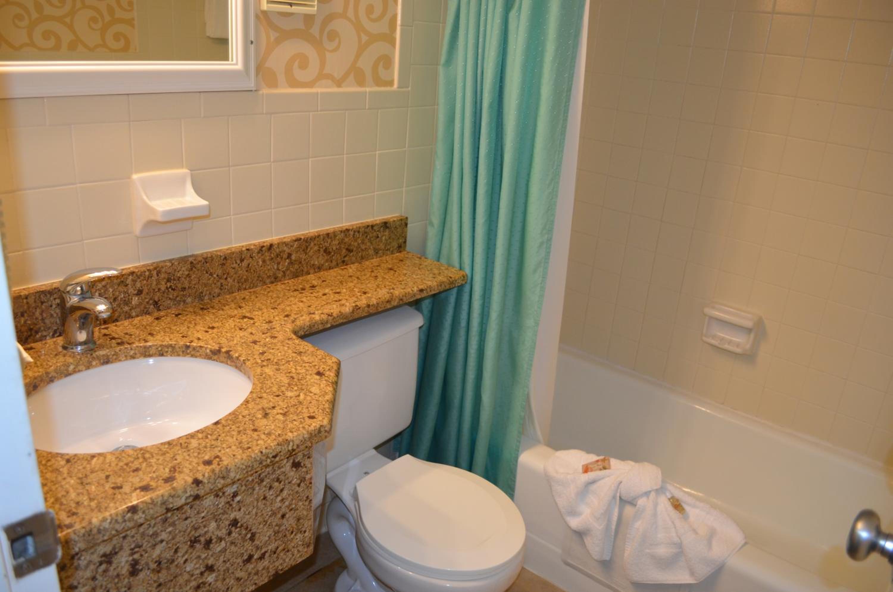 غرفة بسريرين كوين بإطلالة على المسبح، Sun Viking Lodge 6/8