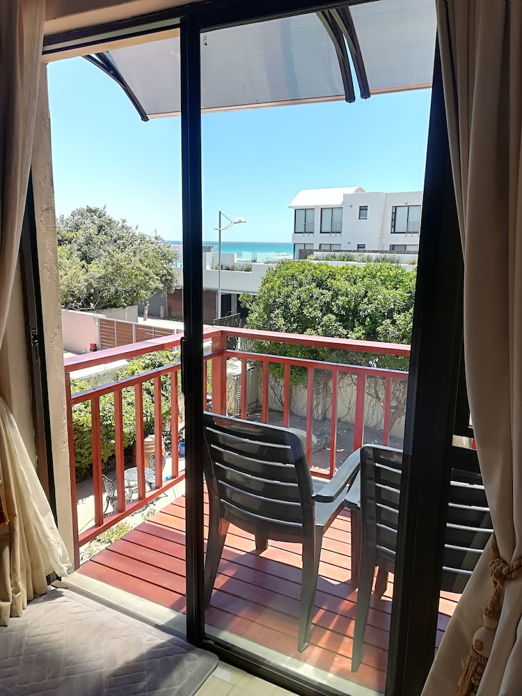 Blouberg Manor 21/50