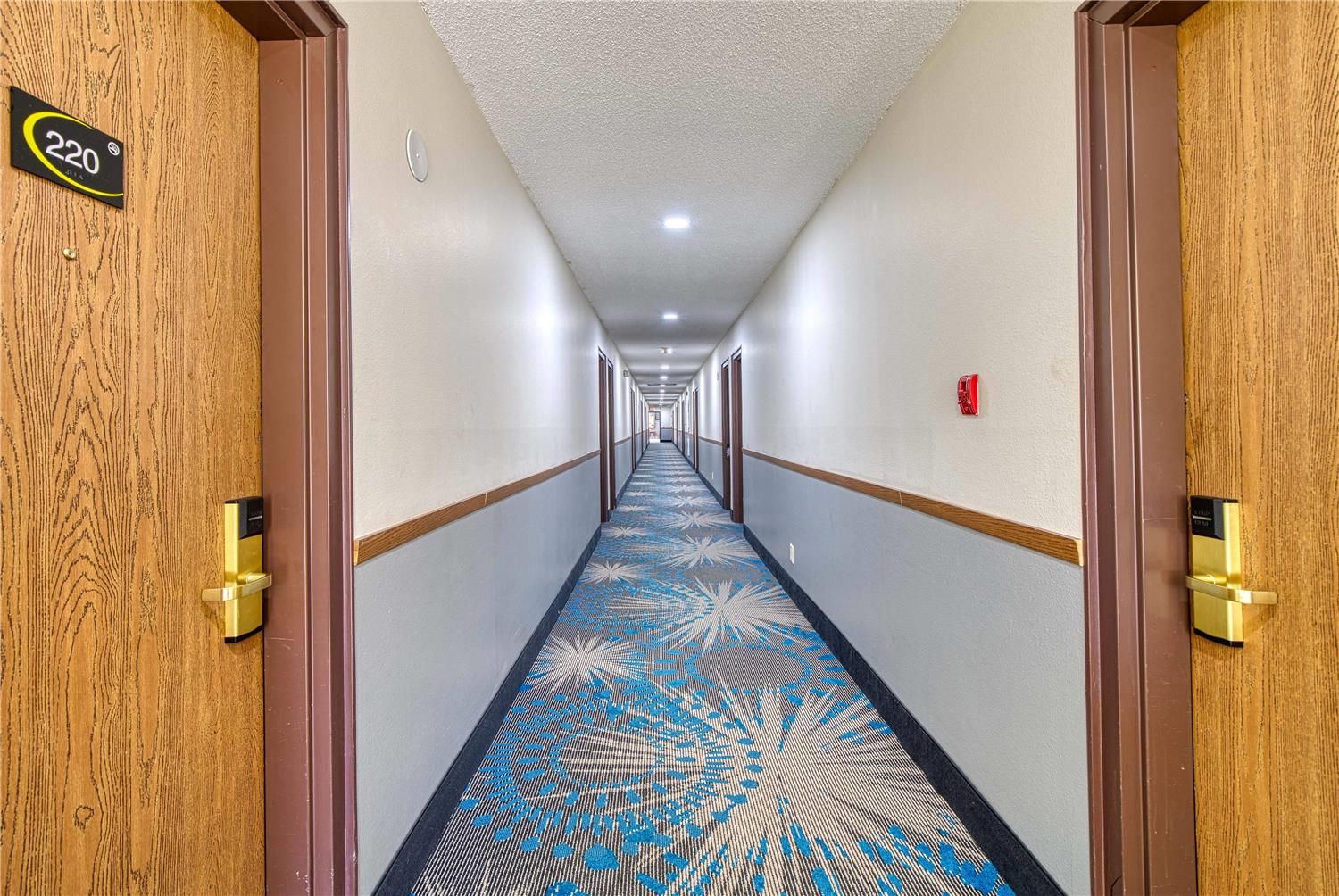 Super 8 By Wyndham Hot Springs 5/12
