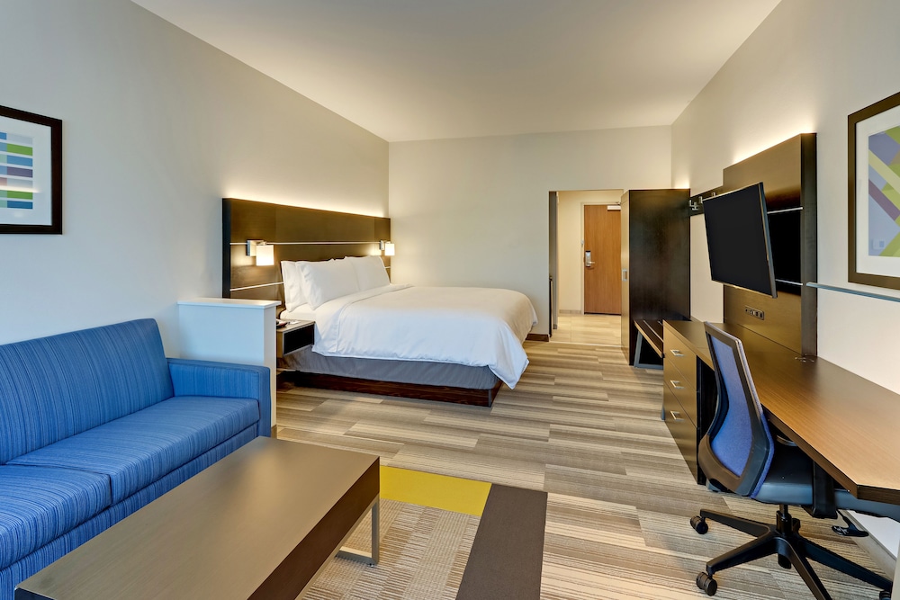 HOLIDAY INN EXPRESS AND SUITES WINSTON SALEM SW CLEMMONS 25/50
