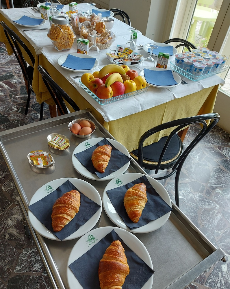 Hotel Naviglio 20/30