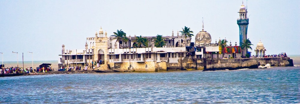 The Sahil Hotel 58/59