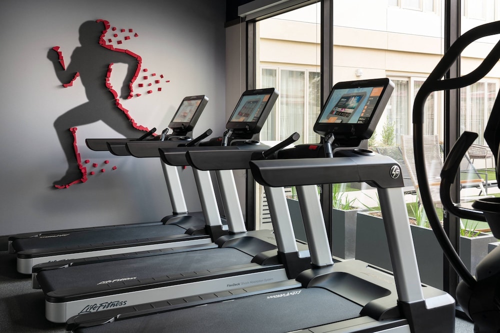Residence Inn by Marriott Los Angeles Glendale 24/50