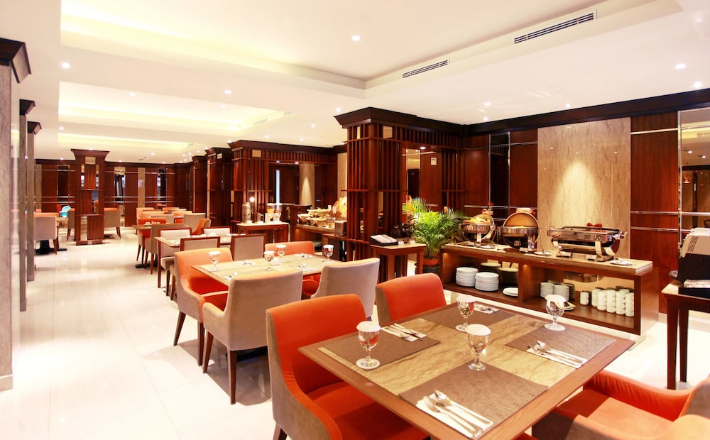 SWISS-BELHOTEL BORNEO BANJARMASIN 47/64