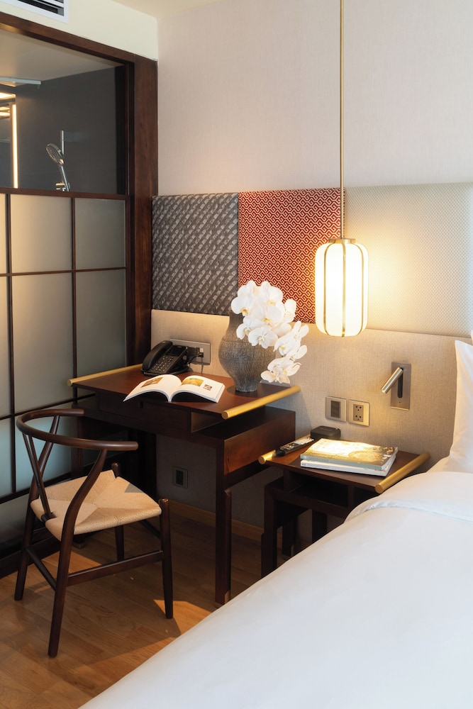 Suzu Saigon - A Boutique Hotel 43/51