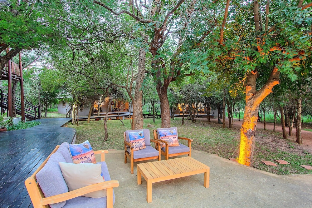 Mvuradona Safari Lodge 39/50