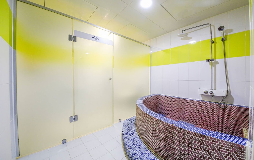 Noriter Hotel 49/50
