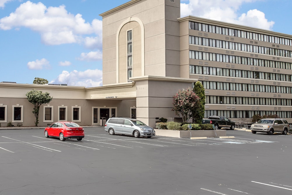 Americas Best Value Inn Winston-Salem NC thumb 3