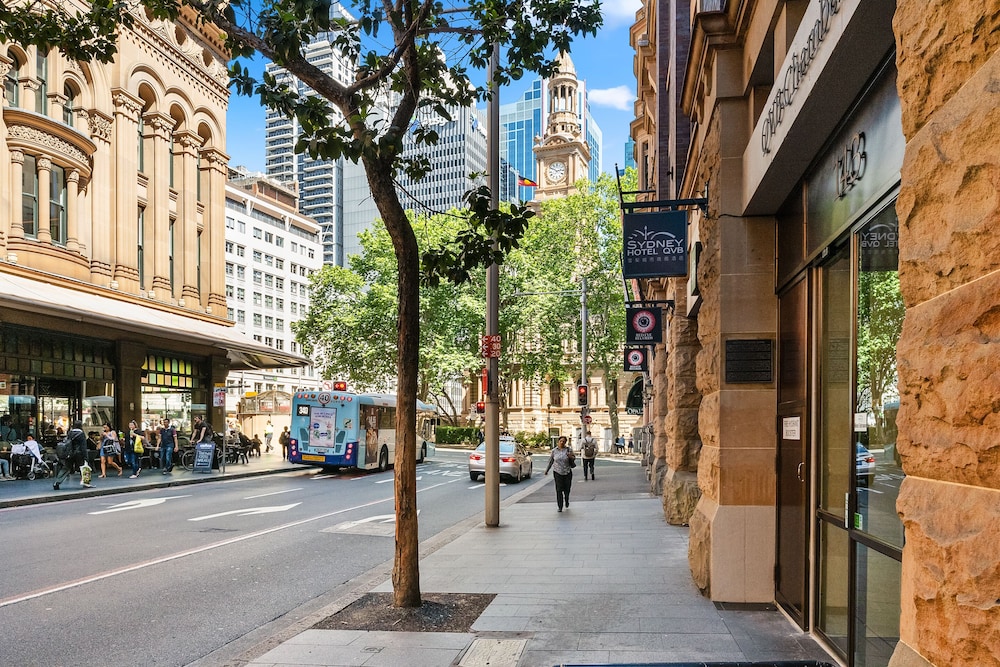 YEHS Hotel Sydney QVB 27/44