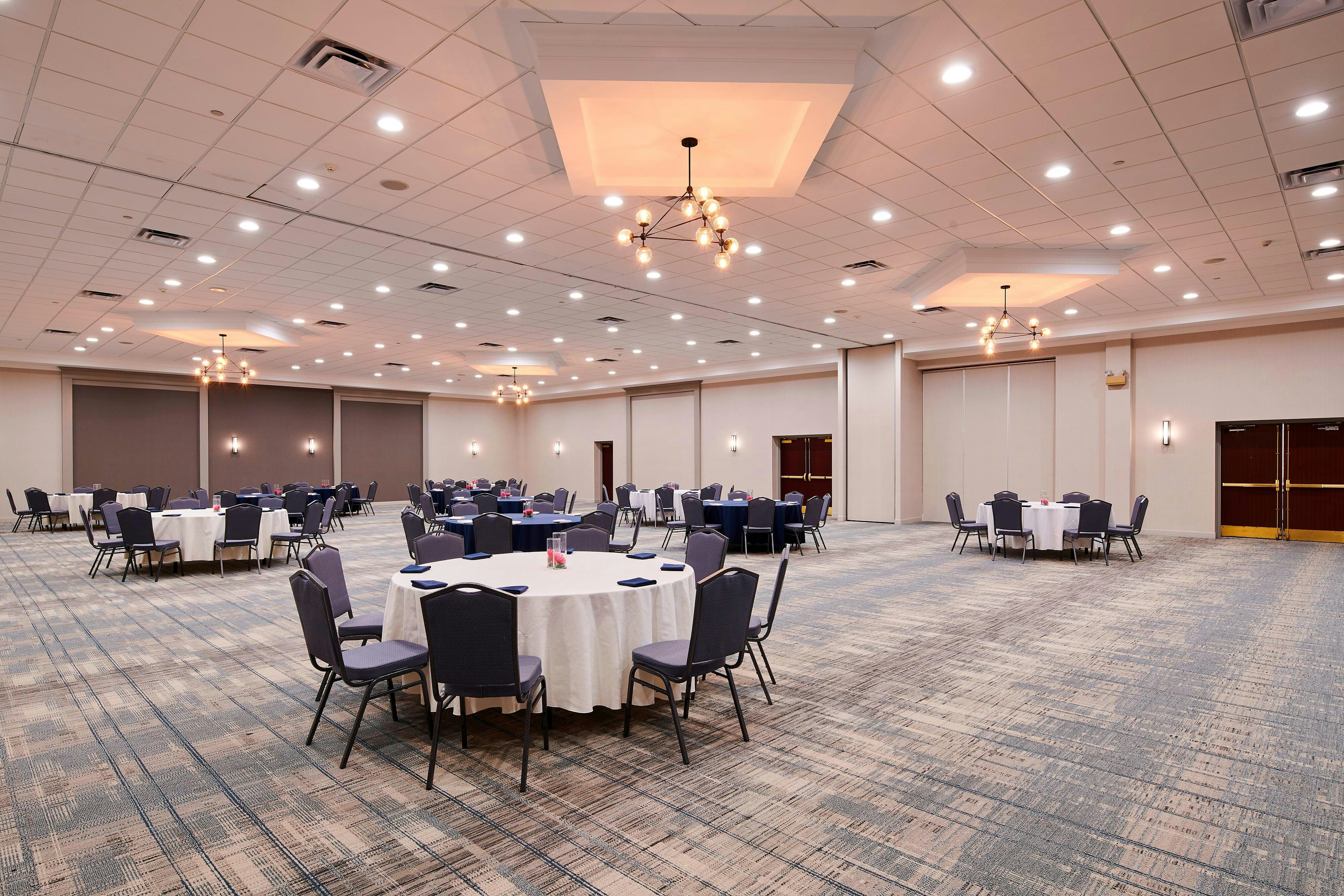 Four Points By Sheraton Cleveland-Eastlake 13/15