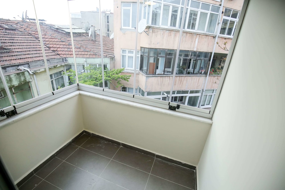 Artika Hotel 36/48