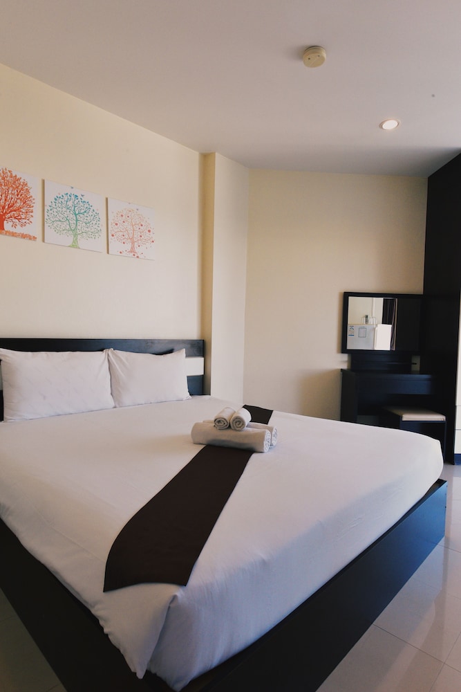 GLORY PLACE HUA HIN HOTEL 19/70