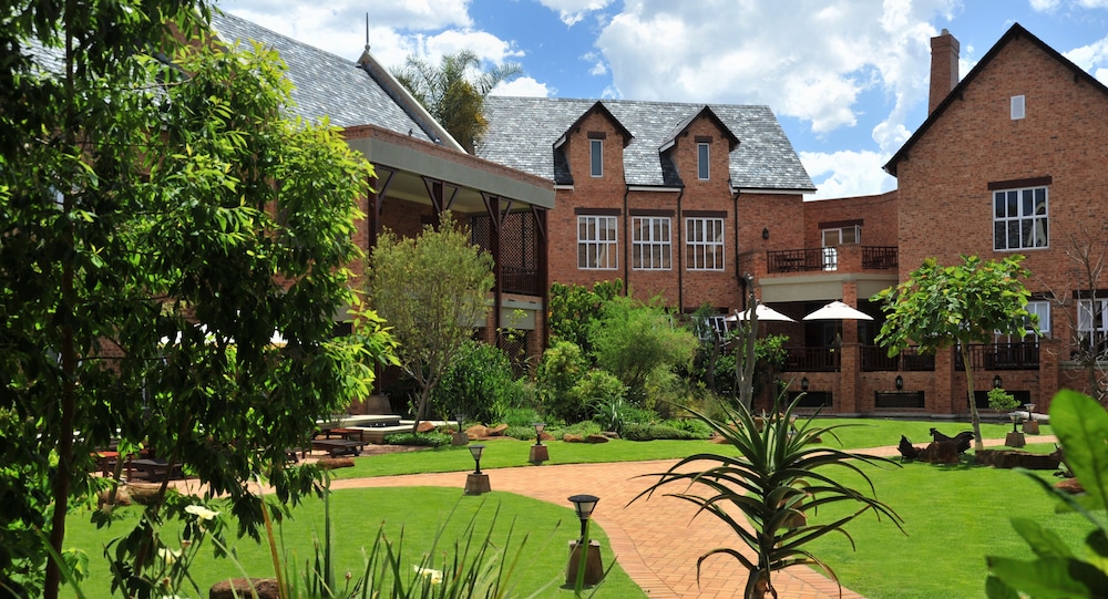 Premier Hotel Quatermain (ex. Faircity Quatermain Hotel) 65/73