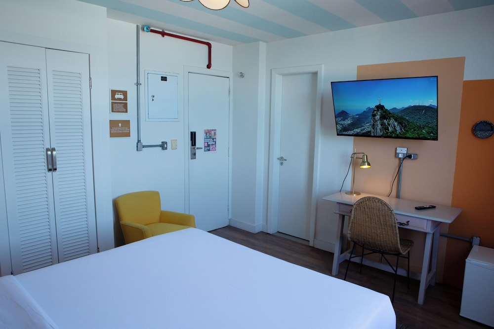 STANDARD, OCEAN VIEW