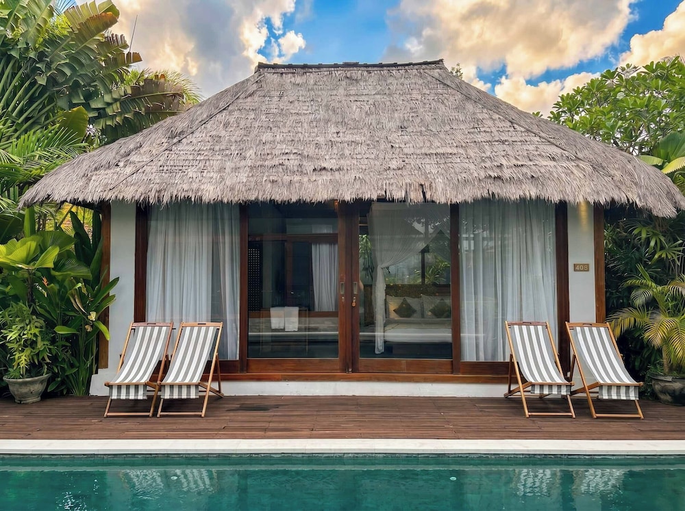 Zin Berawa Villas & Bungalows 51/54
