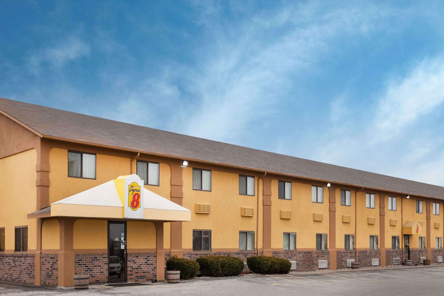 Super 8 By Wyndham Muscatine 2/10