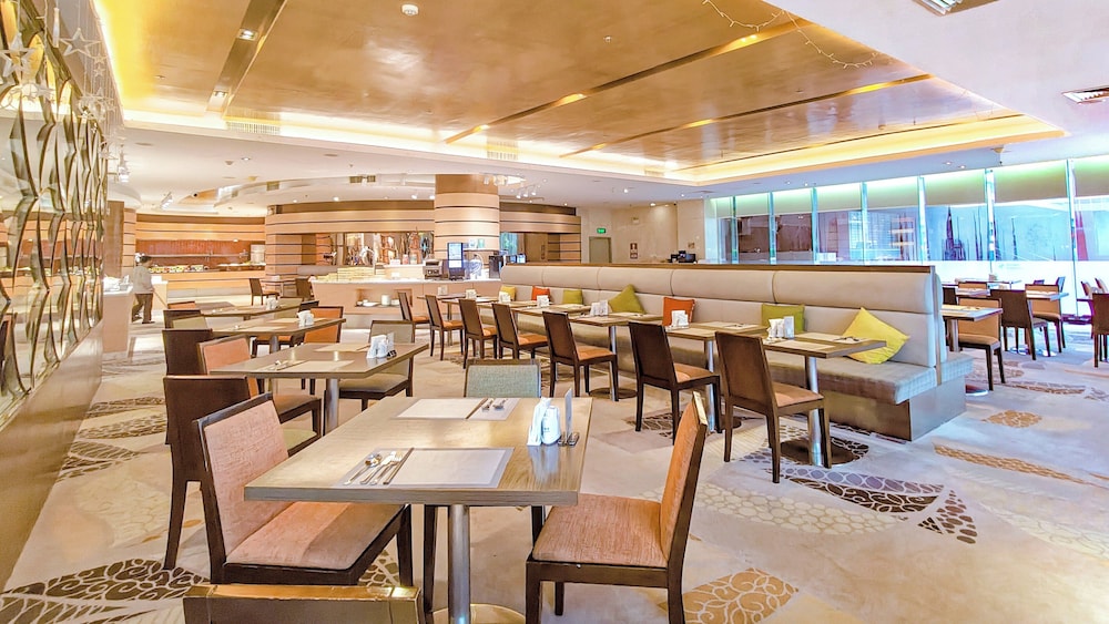 Holiday Inn Donghua 34/49