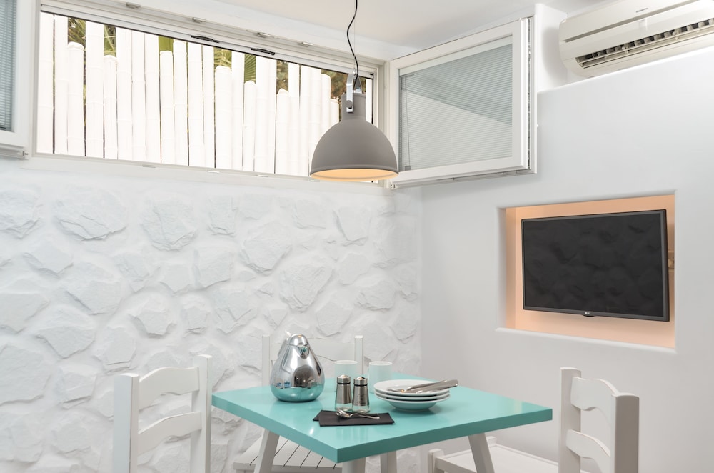 Naxos Evilion 36/50