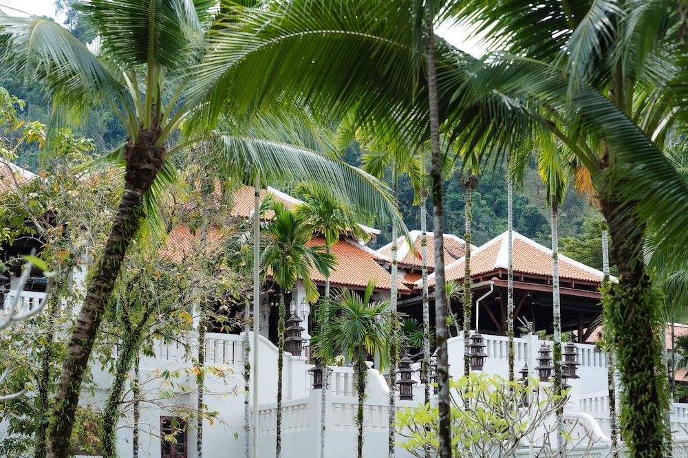 Khaolak Laguna Resort 66/68
