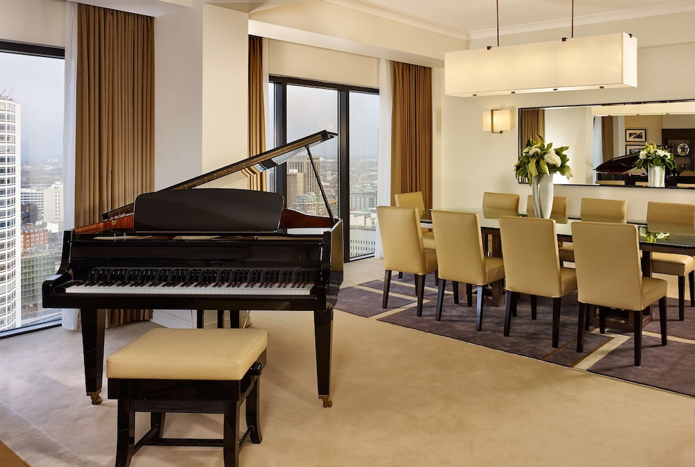 Hyatt Regency Birmingham 47/72