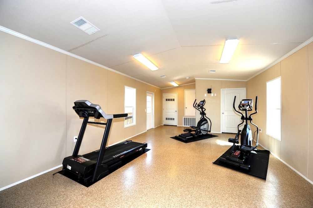 Instalodge Hotel And Suites 24/34