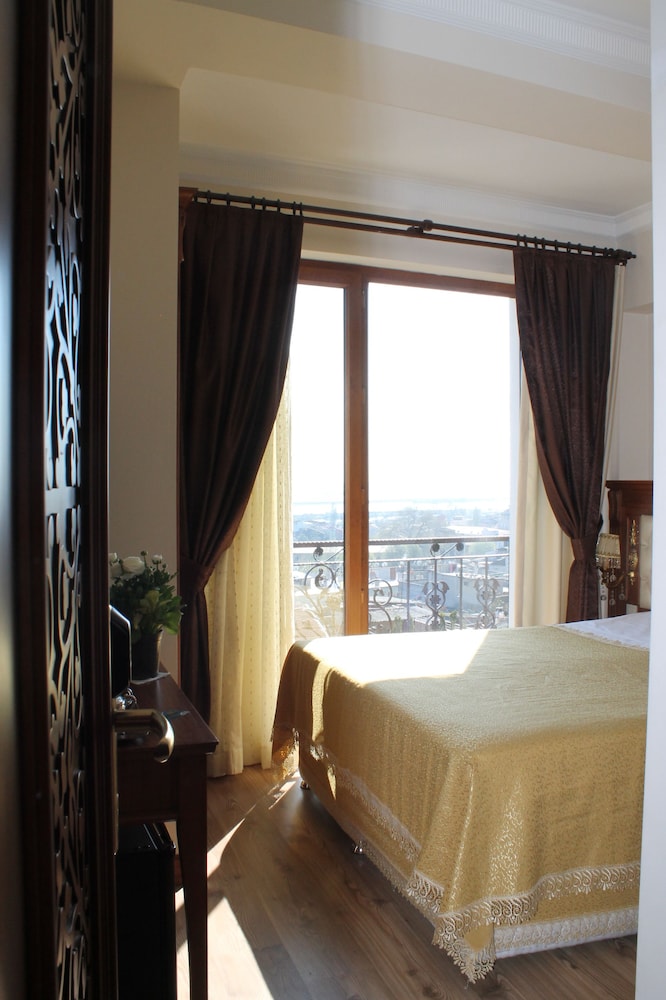 Room, Double Bed, Sea View 2/6