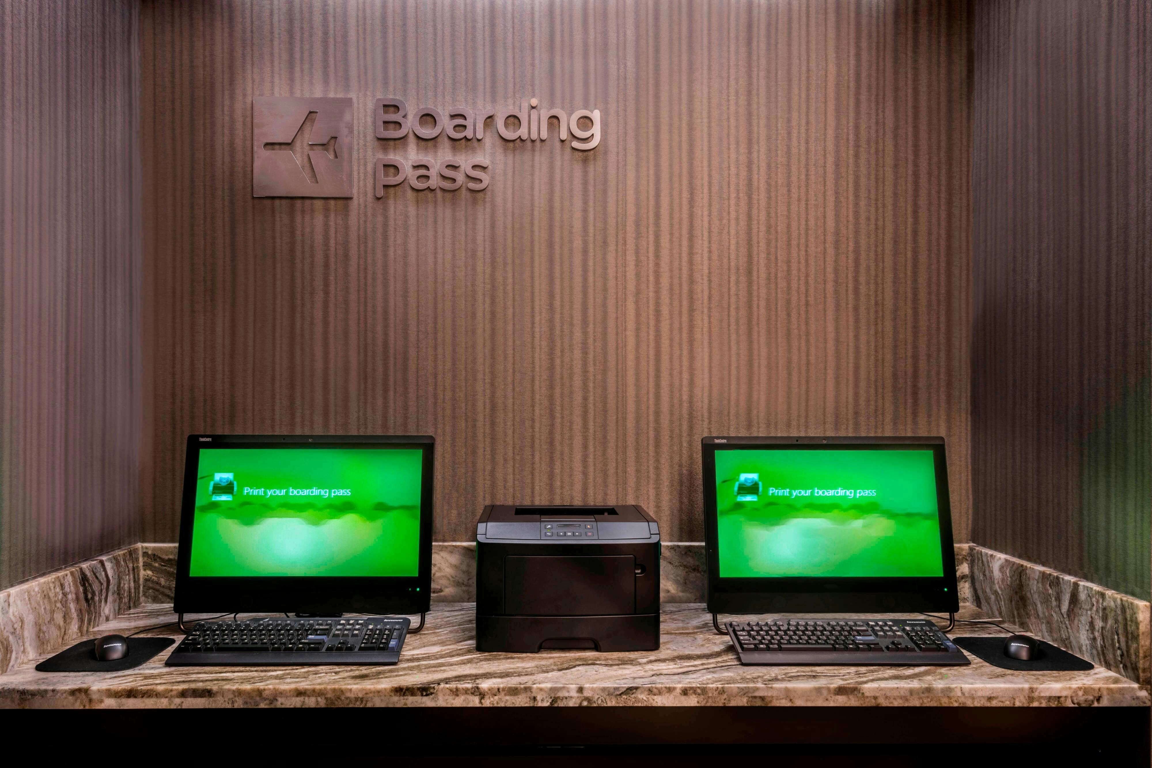 Courtyard By Marriott Bethesda Chevy Chase 18/19