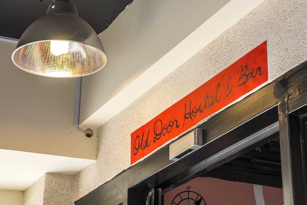 Old Door Hostel & Bar 25/57