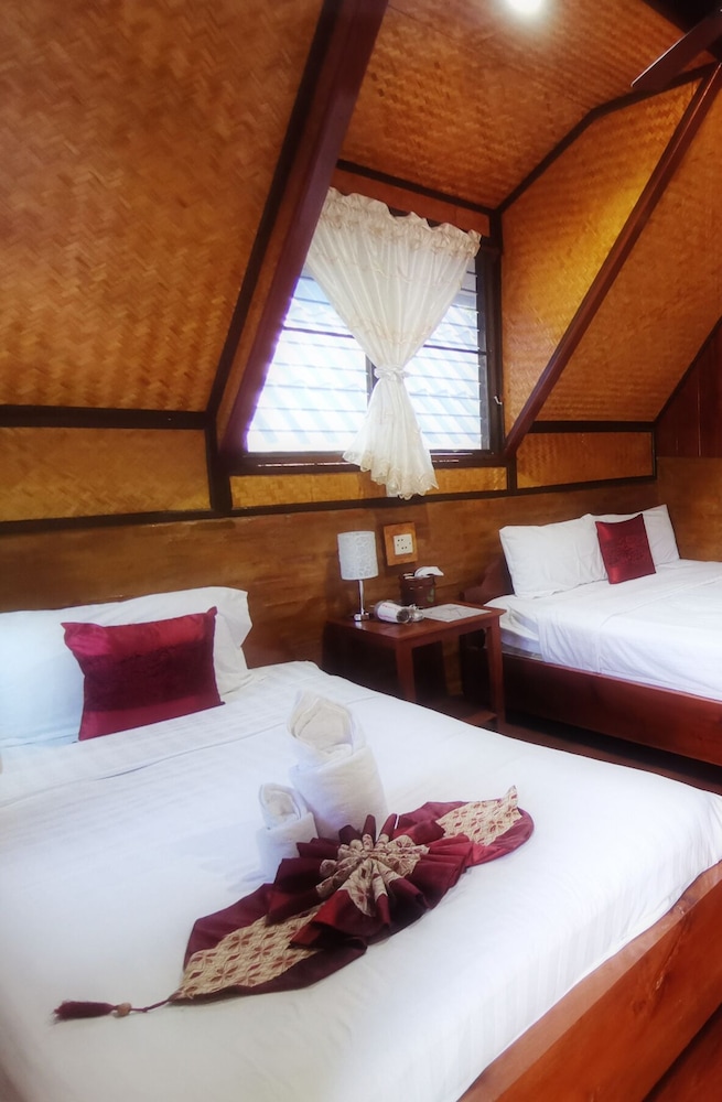 Banphu Montalang Resort 14/27