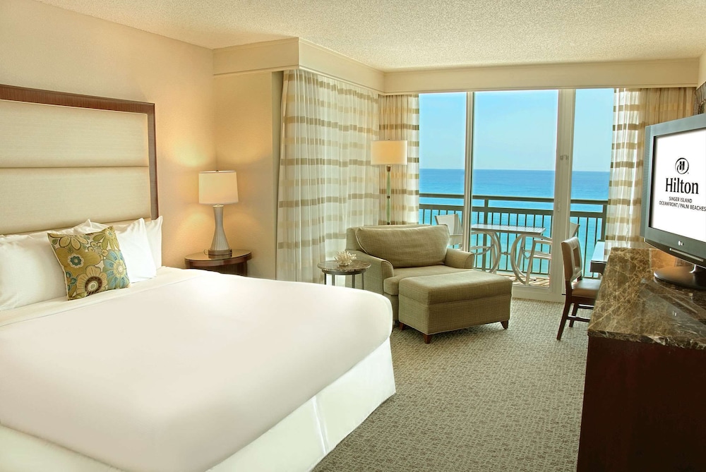 The Singer Oceanfront Resort, Curio Collection by Hilton 18/56