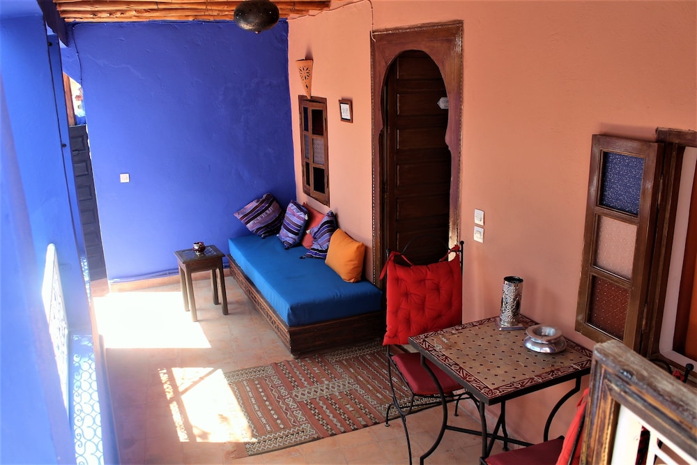 Riad Al Amine 19/30