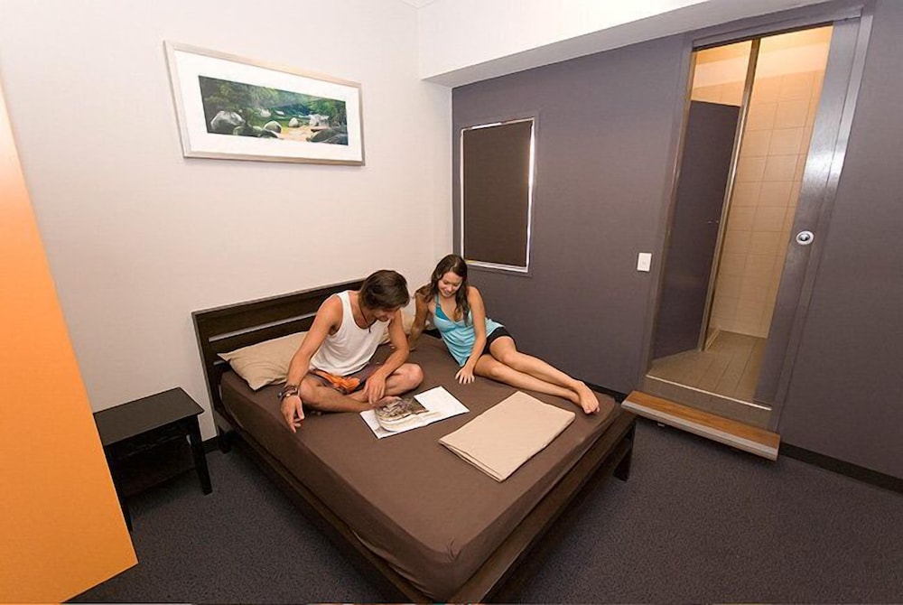 Global Backpackers - Port Douglas 14/29