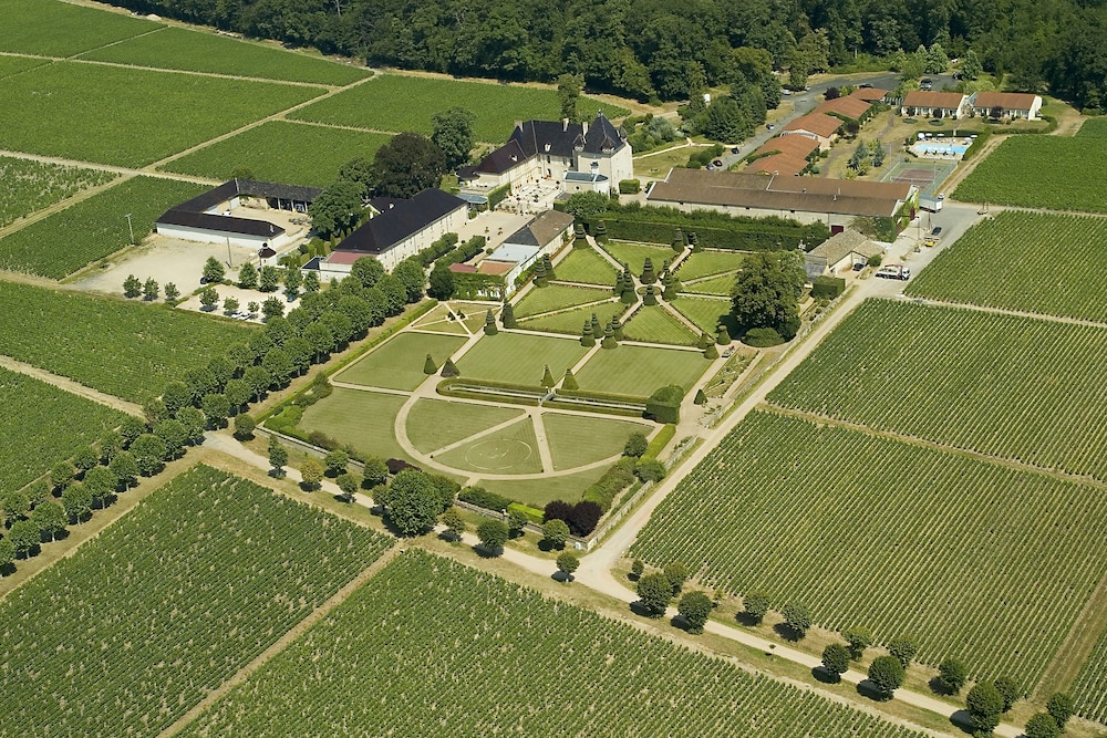 Chateau De Pizay 34/71