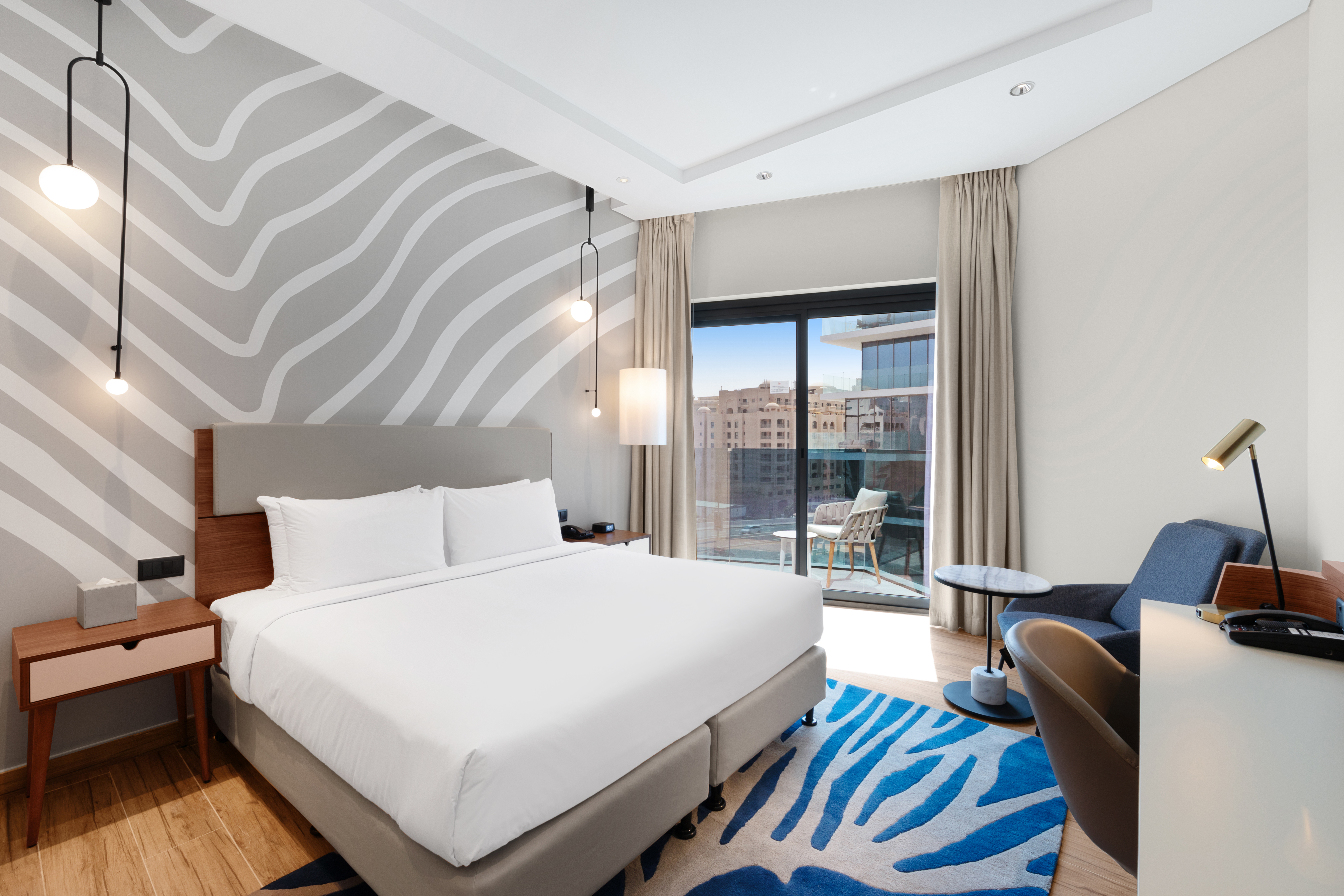 STUDIO, APARTMENT, KING BED