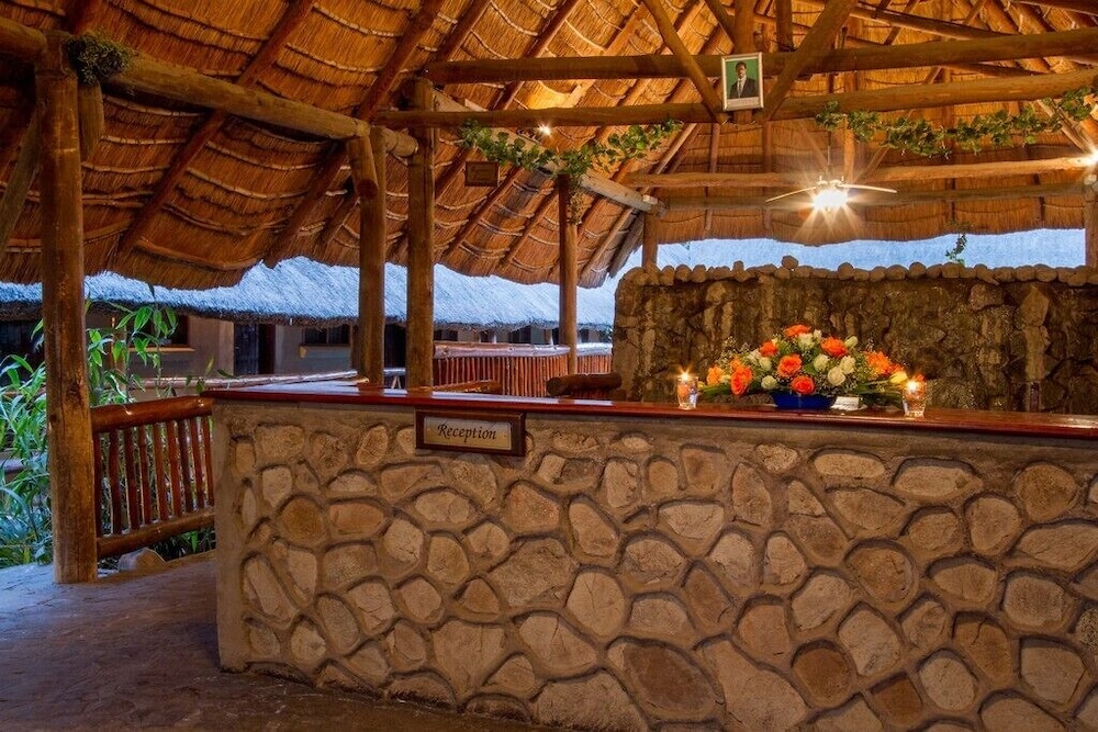 Ngolide Lodge 3/45