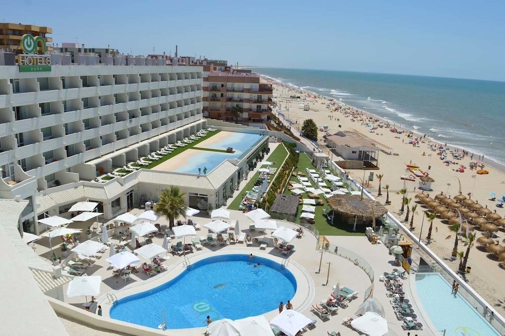 On Hotels Oceanfront Adults Designed 47/50