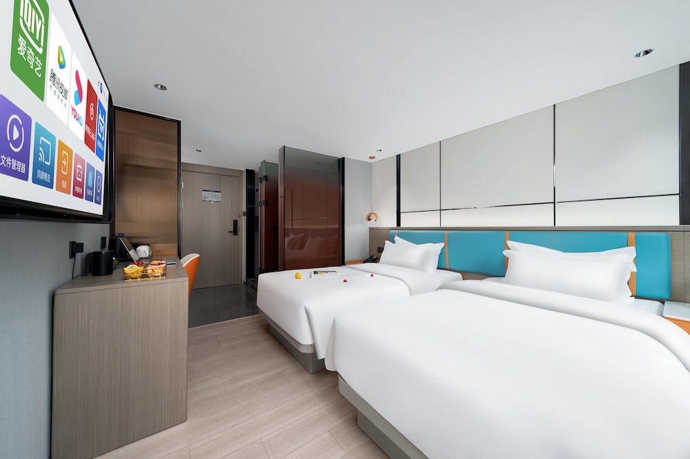 PIN Hotel Guangzhou Beijing Road Pedestrian Street Gongyuanqian Metro Station Branch 15/33