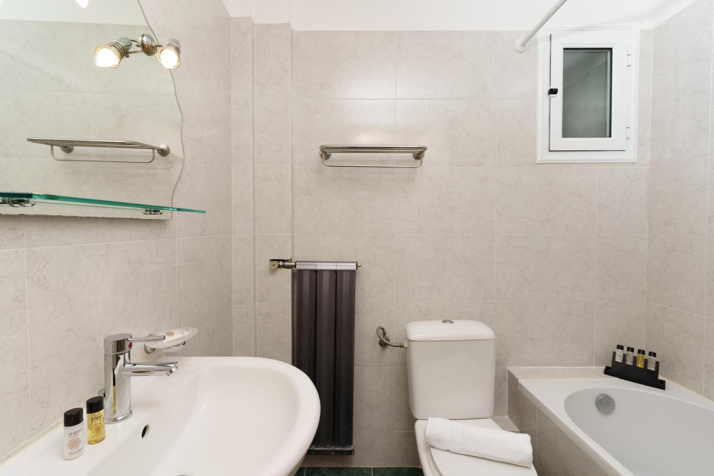 stefania hotel