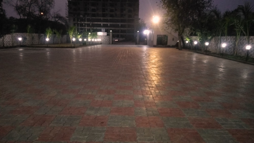 Hotel Siddhartha International 42/46