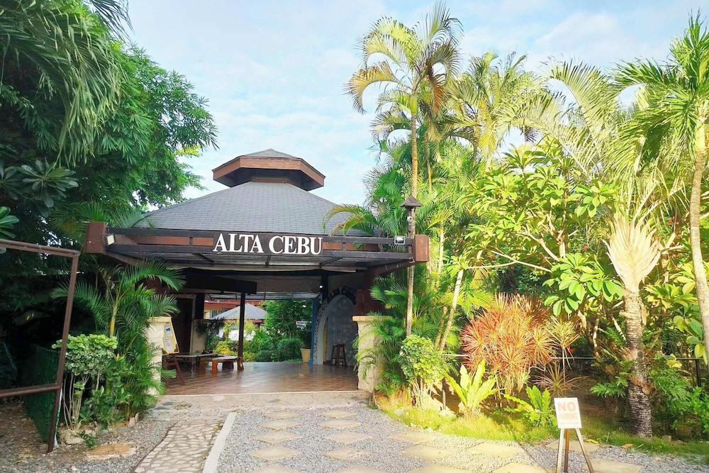 Alta Cebu Village Garden Resort 6/50