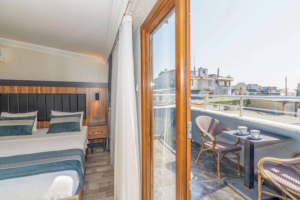 La Serena Hotel & Suites 26/50