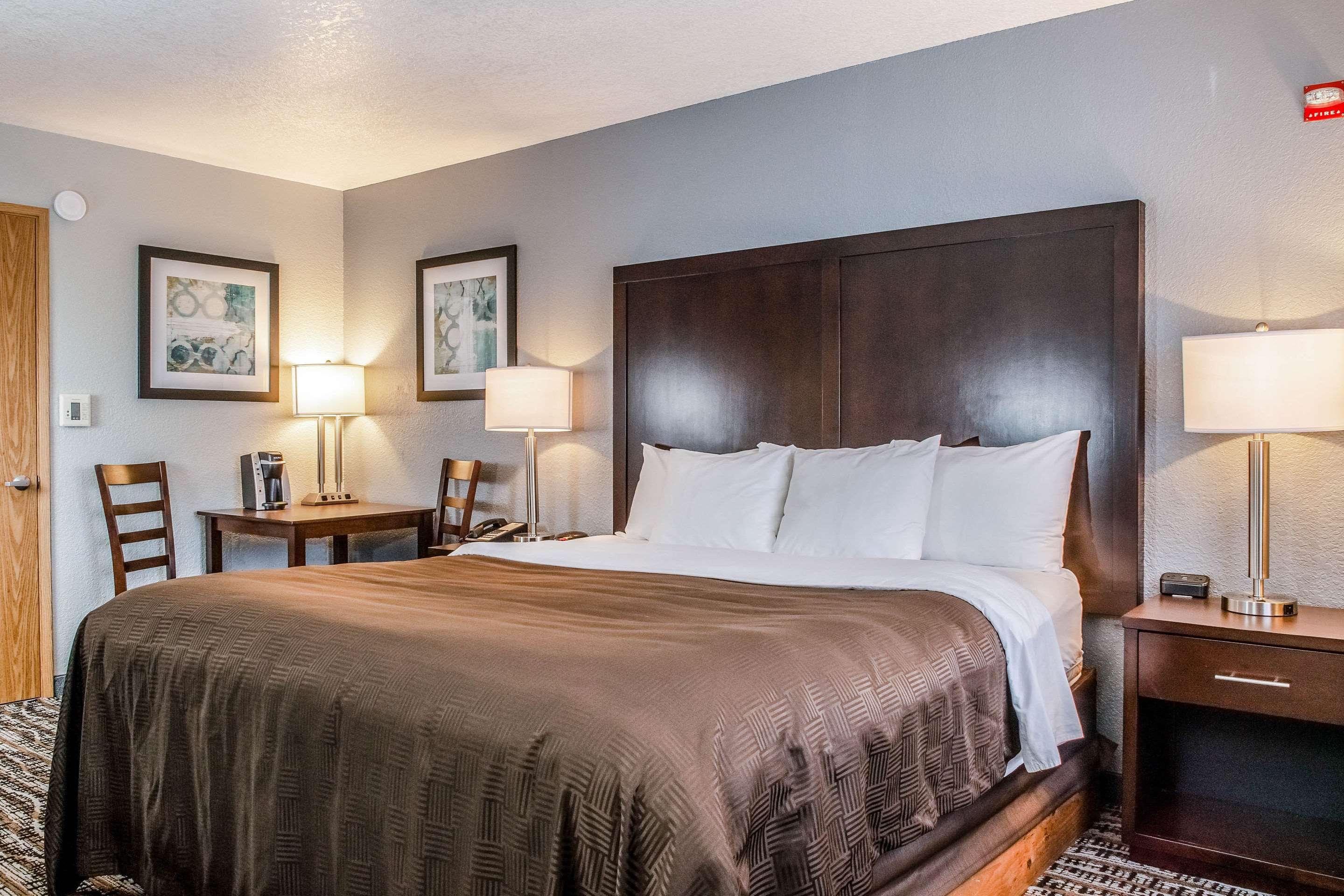 Room, Double Bed